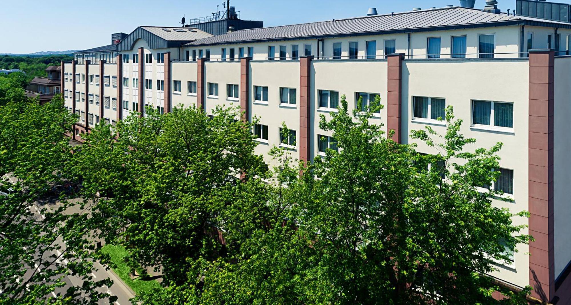 Victor'S Residenz-Hotel Saarlouis Exteriör bild